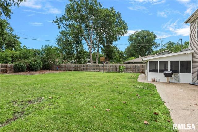 639 DEERFIELD Road, Chatham, IL 62629