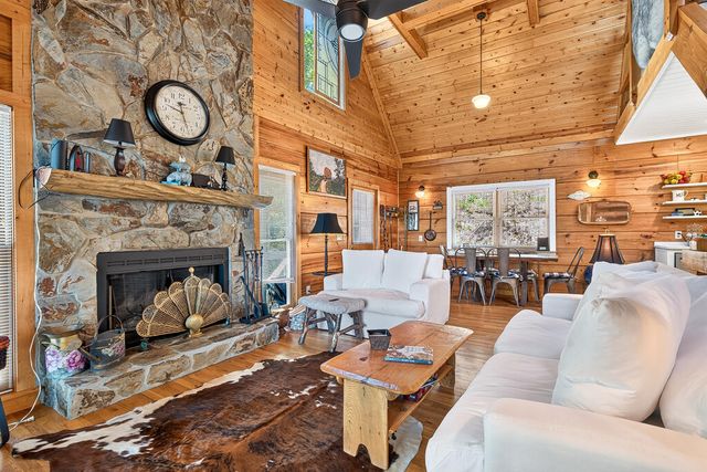 161 Walkabout Creek Road, Morganton, GA 30560