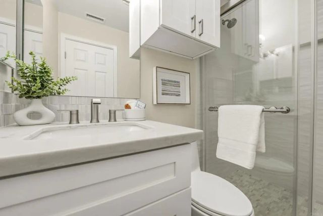 1862 Pleasantdale Lane, Encinitas, CA 92024