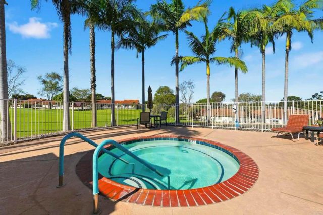 1862 Pleasantdale Lane, Encinitas, CA 92024