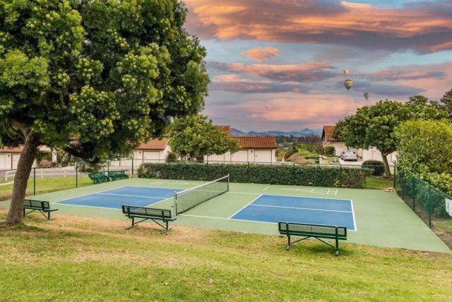 1862 Pleasantdale Lane, Encinitas, CA 92024