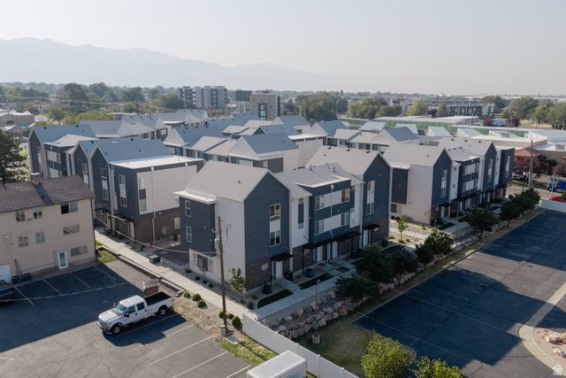 164 S BUSHNELL WAY, Clearfield, UT 84015