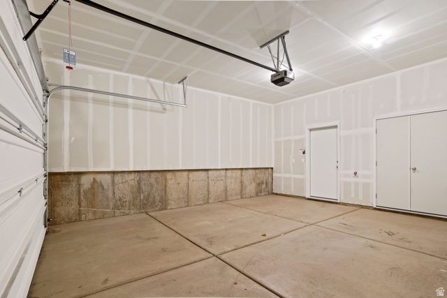 164 S BUSHNELL WAY, Clearfield, UT 84015