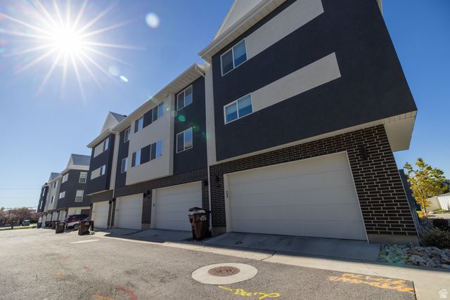 164 S BUSHNELL WAY, Clearfield, UT 84015