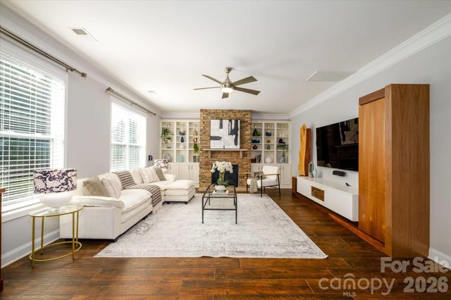 5401 Casper Drive, Charlotte, NC 28214