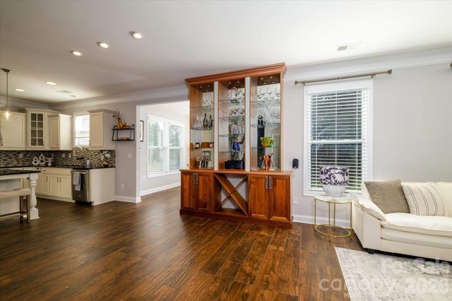 5401 Casper Drive, Charlotte, NC 28214