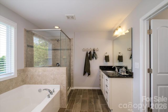 5401 Casper Drive, Charlotte, NC 28214