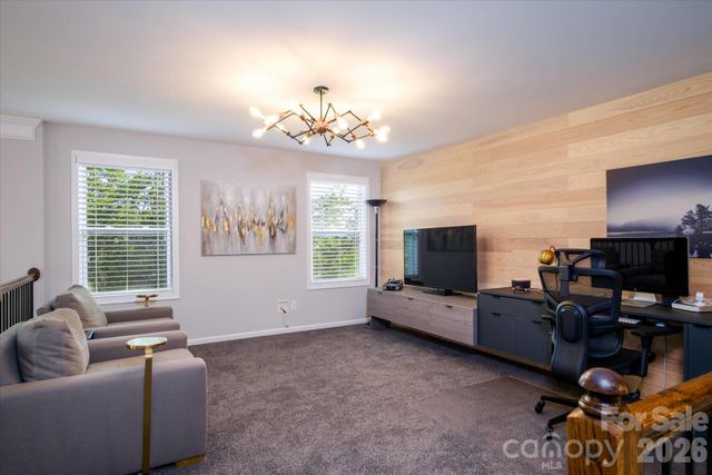5401 Casper Drive, Charlotte, NC 28214