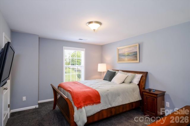 5401 Casper Drive, Charlotte, NC 28214