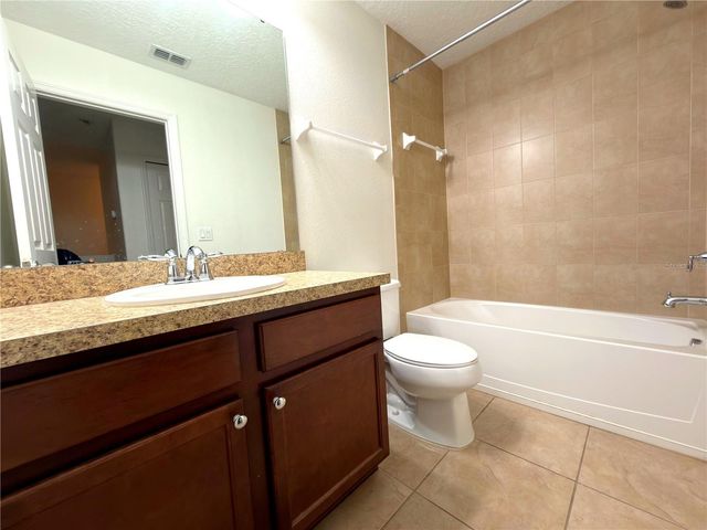 1036 LAUREL RIDGE LANE, Sanford, FL 32773