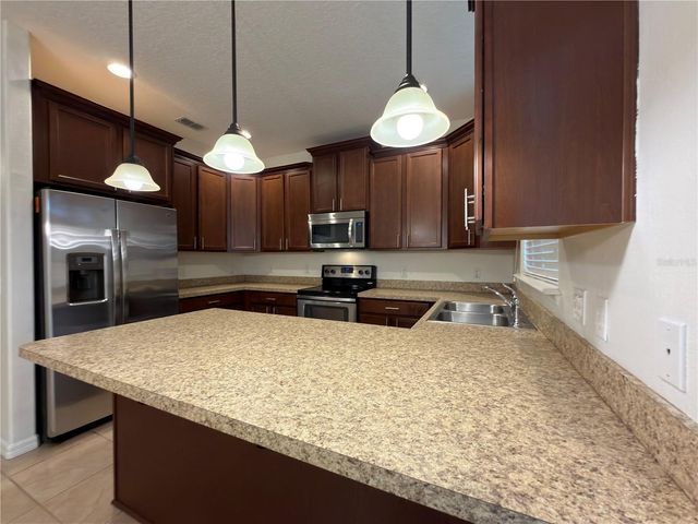 1036 LAUREL RIDGE LANE, Sanford, FL 32773