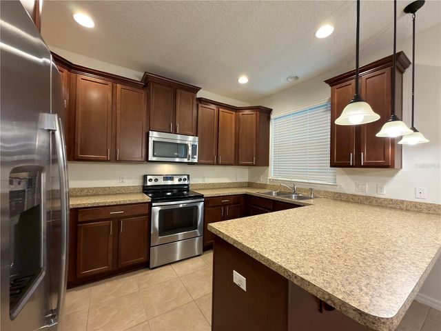 1036 LAUREL RIDGE LANE, Sanford, FL 32773
