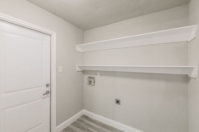 6517 Briley Drive, North Richland Hills, TX 76180