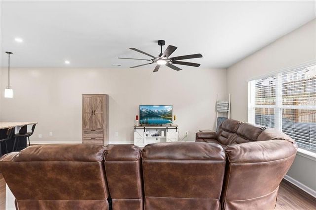 413 Perth Drive, Cartersville, GA 30121