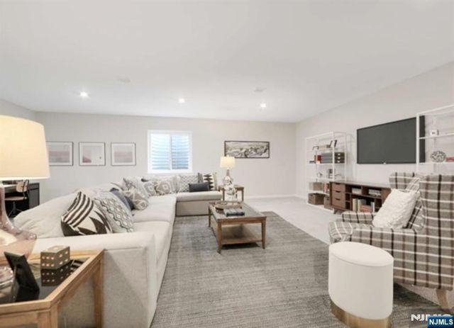 1 Davies Drive, Old Tappan, NJ 07675