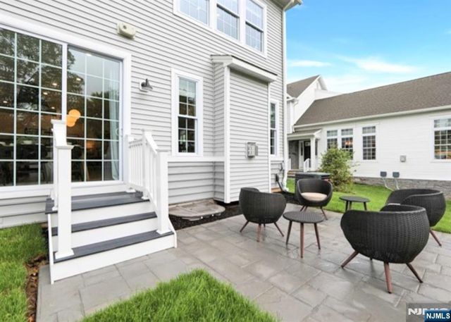 1 Davies Drive, Old Tappan, NJ 07675