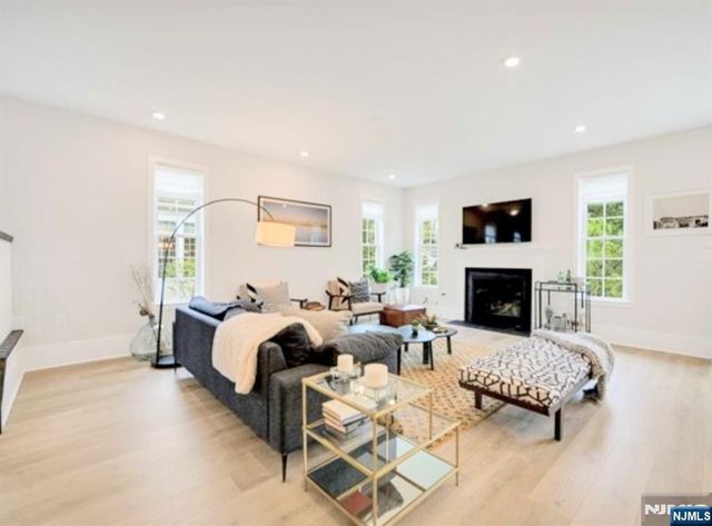 1 Davies Drive, Old Tappan, NJ 07675