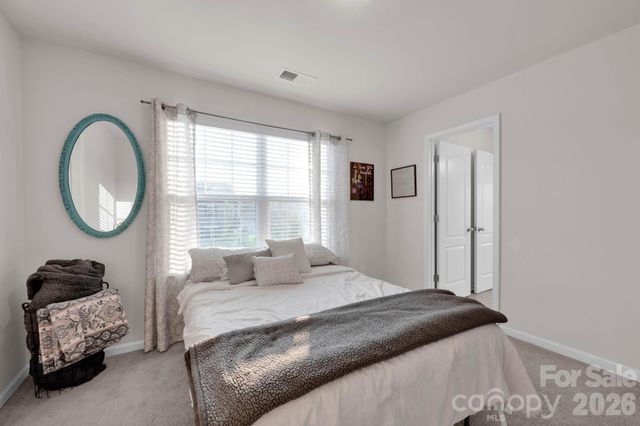 175 Falls Cove Drive, Troutman, NC 28166