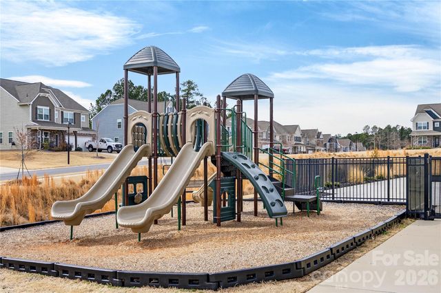 175 Falls Cove Drive, Troutman, NC 28166