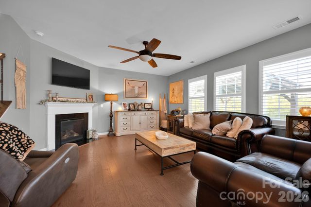 175 Falls Cove Drive, Troutman, NC 28166