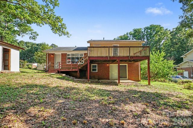 6209 Springfield Drive, Charlotte, NC 28212