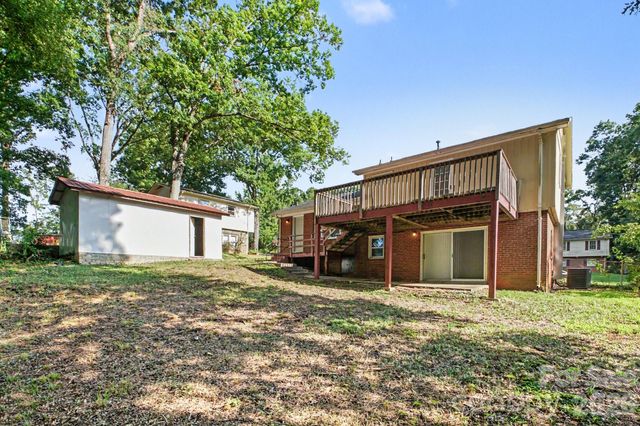 6209 Springfield Drive, Charlotte, NC 28212