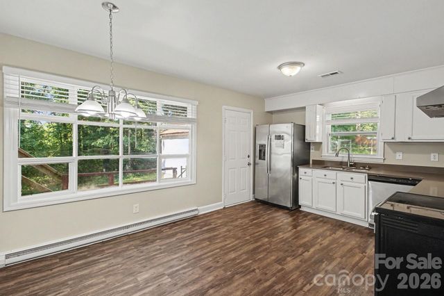 6209 Springfield Drive, Charlotte, NC 28212