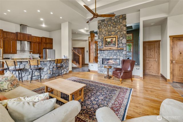 421 Meadow Ridge Drive, Cle Elum, WA 98922