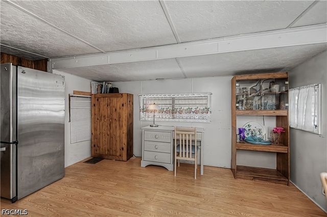 284 Blue Spring TER, North Fort Myers, FL 33903
