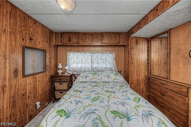 284 Blue Spring TER, North Fort Myers, FL 33903