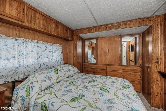 284 Blue Spring TER, North Fort Myers, FL 33903
