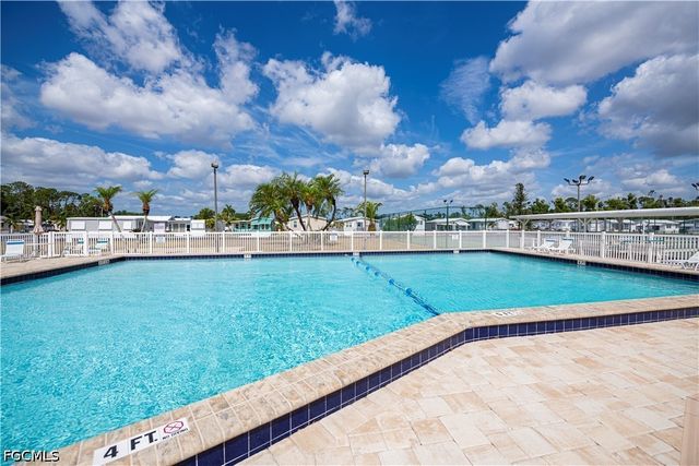 284 Blue Spring TER, North Fort Myers, FL 33903