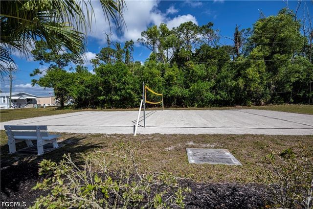 284 Blue Spring TER, North Fort Myers, FL 33903