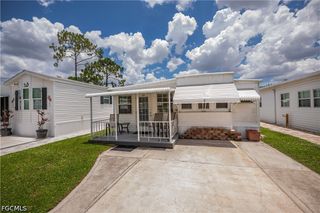 284 Blue Spring TER, North Fort Myers, FL 33903