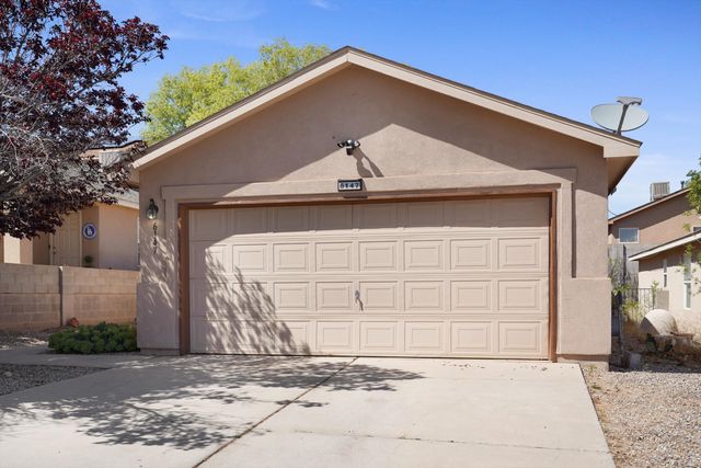 6147 Park South Place NW, Albuquerque, NM 87114