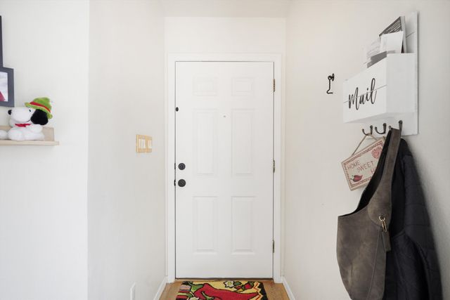 6147 Park South Place NW, Albuquerque, NM 87114