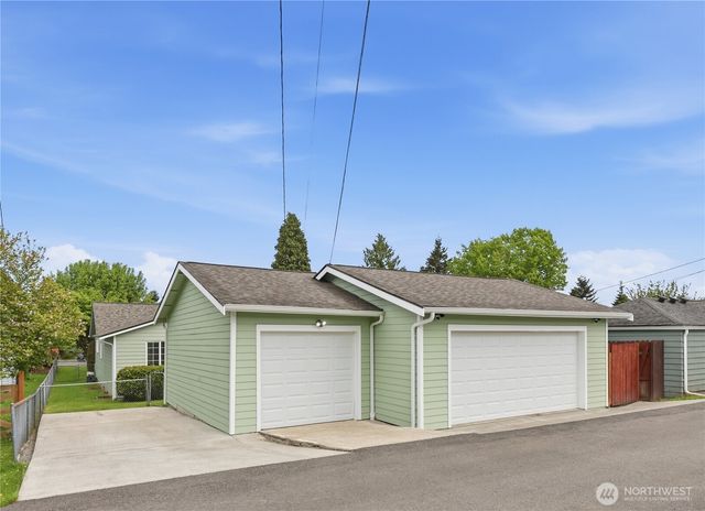1620 Maple Street, Everett, WA 98201