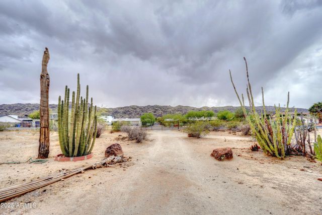 2212 E SOUTH MOUNTAIN Avenue 5, Phoenix, AZ 85042