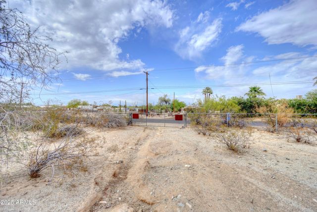 2212 E SOUTH MOUNTAIN Avenue 5, Phoenix, AZ 85042