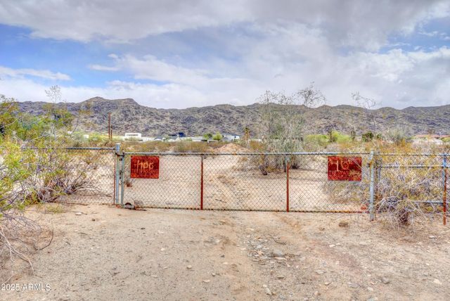 2212 E SOUTH MOUNTAIN Avenue 5, Phoenix, AZ 85042