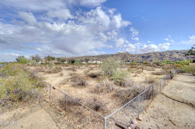 2212 E SOUTH MOUNTAIN Avenue 5, Phoenix, AZ 85042