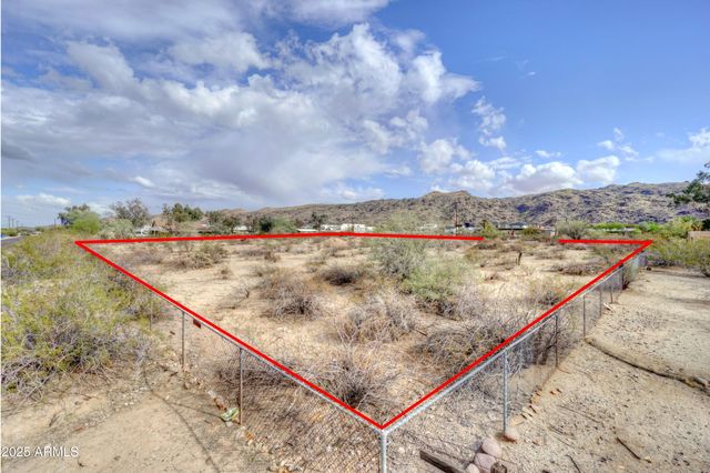 2212 E SOUTH MOUNTAIN Avenue 5, Phoenix, AZ 85042