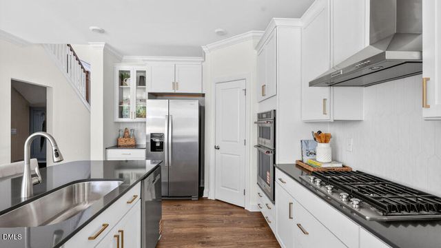 2112 Stoneridge Barn Way, Wake Forest, NC 27587