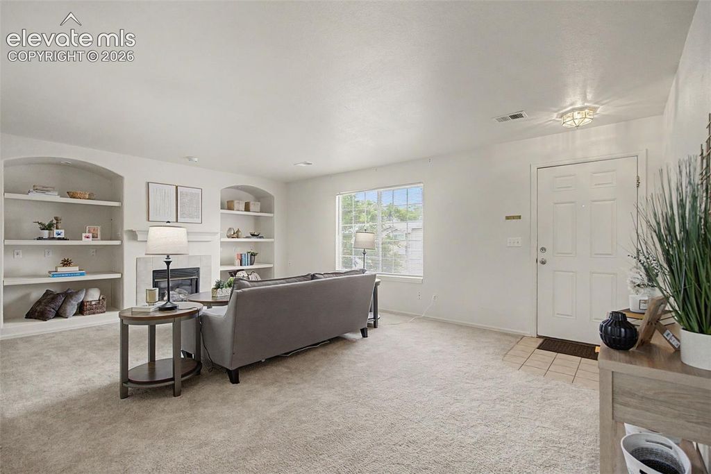 4975 Universal Heights, Colorado Springs, CO 80916 — photo 3