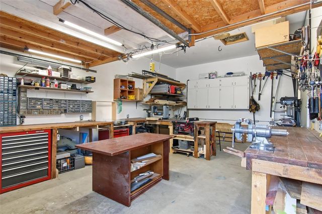 1902 Hogeboom Avenue, Eau Claire, WI 54701