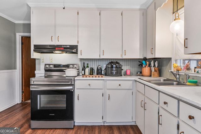 711 Winchester Circle, Macon, GA 31210