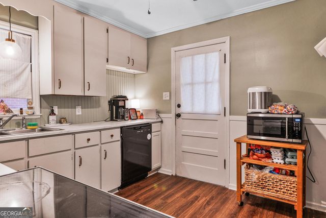 711 Winchester Circle, Macon, GA 31210