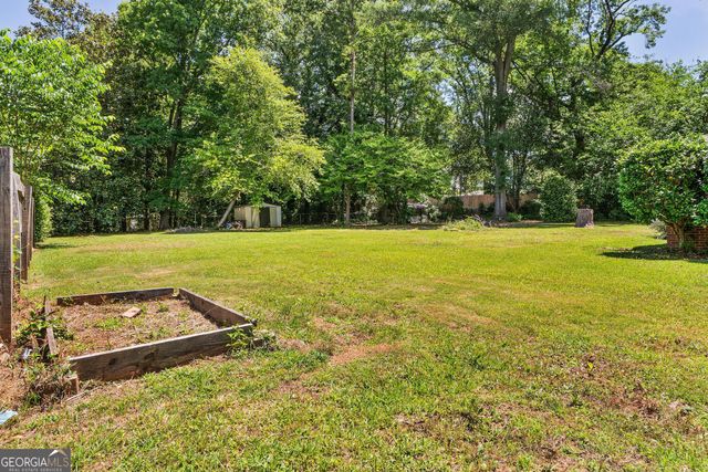 711 Winchester Circle, Macon, GA 31210