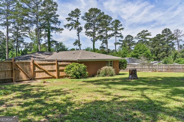 711 Winchester Circle, Macon, GA 31210