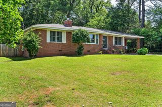 711 Winchester Circle, Macon, GA 31210